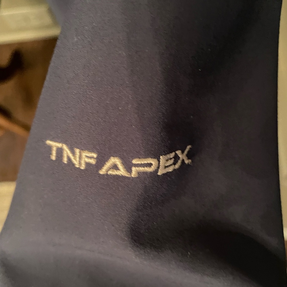 North face medium jacket - Picture 2 of 2